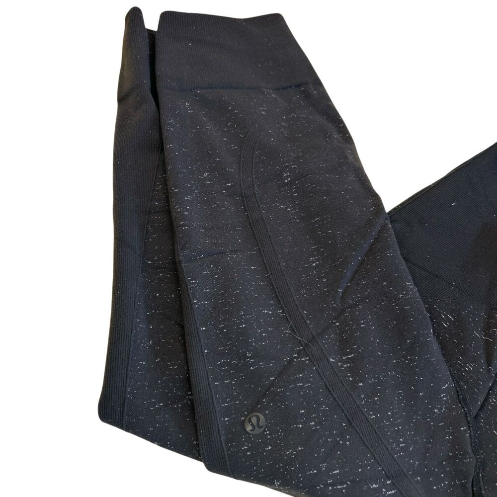 Lululemon Ebb To Street Gray Speckled Compression Leggings Size 10 Large